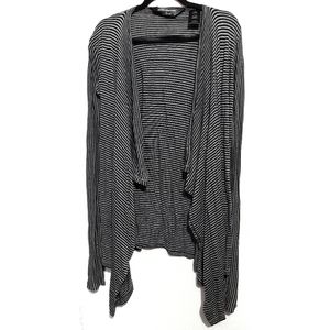 norma kamali light weight soft flowly cardigan